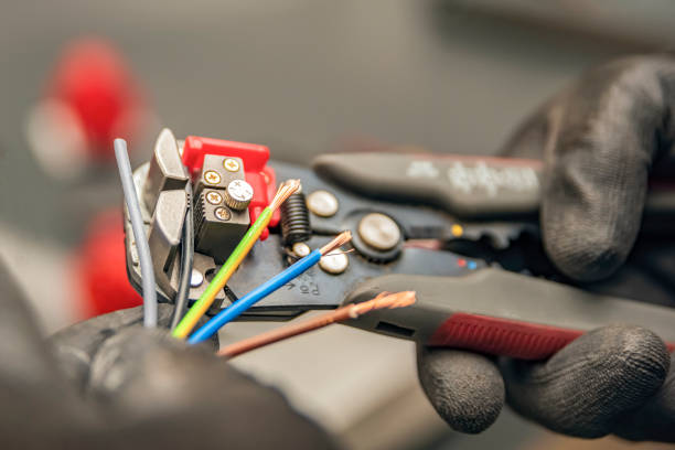 Best Emergency Electrical Repair  in Mariemont, OH